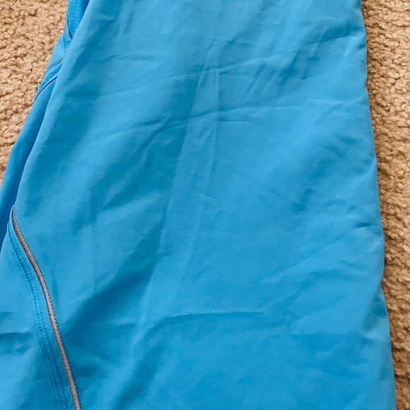 Lululemon running snd training tank - Picture 3 of 4